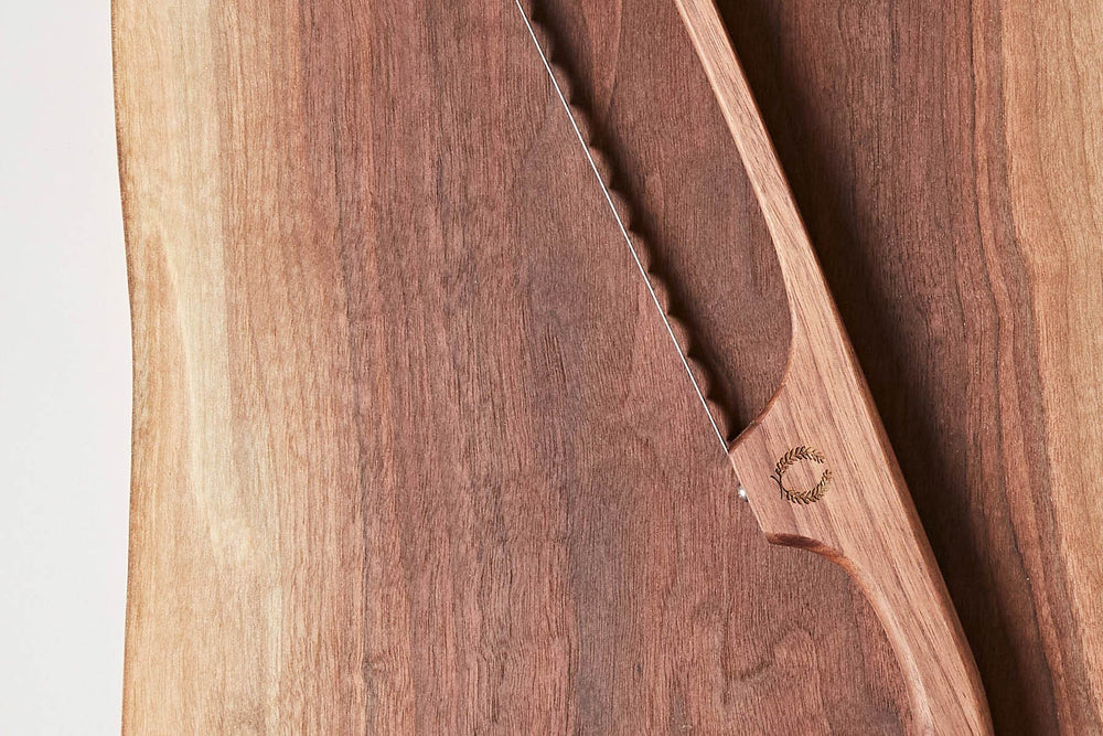 Board and Bow Set - Walnut